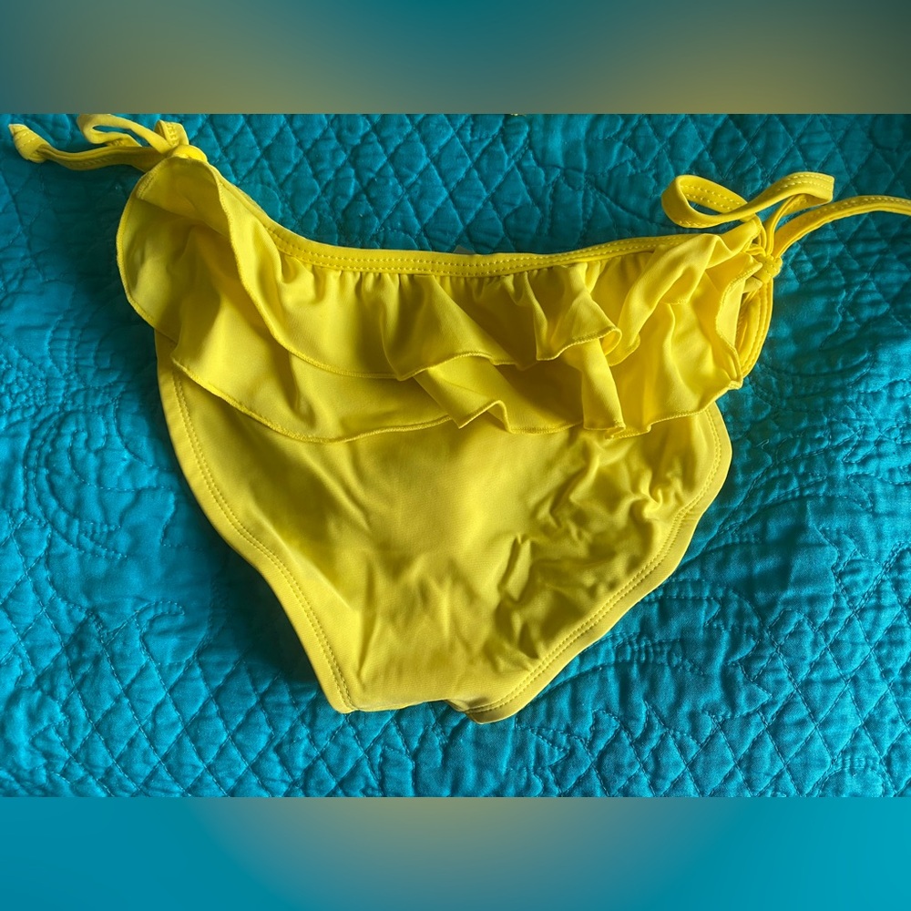 Yellow Ruffle Bikini - Picture 3 of 7
